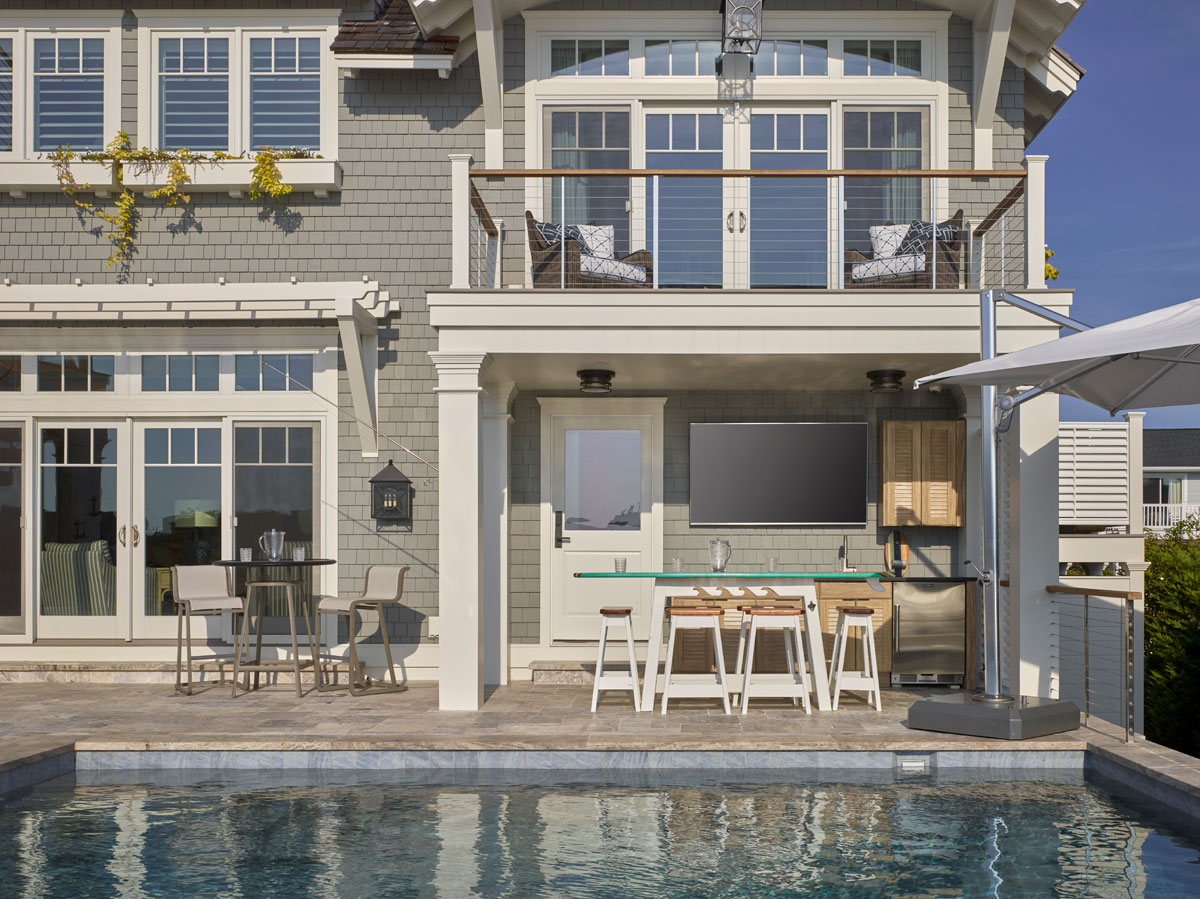 Outdoor Poolside Bar Installation